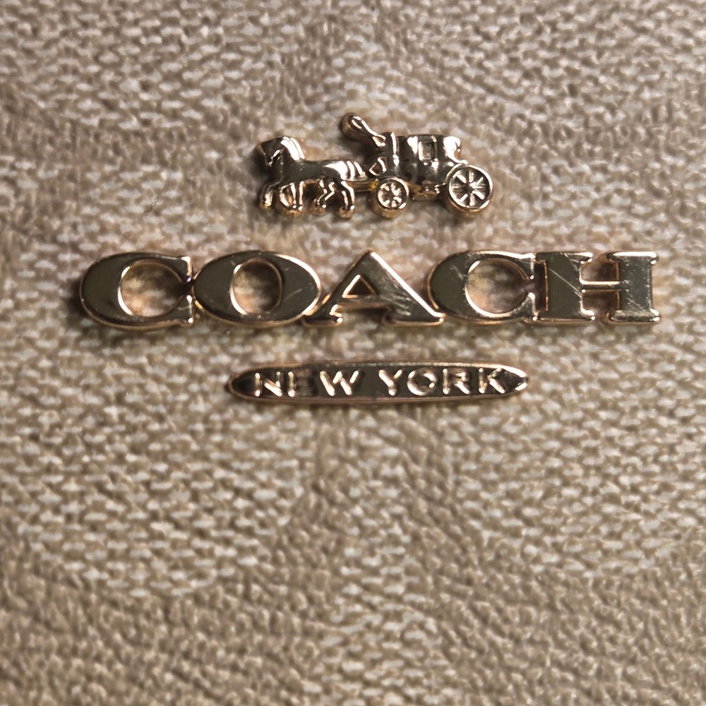 Coach Signature File Bag Crossbody Beige Cream Canvas Leather Gold Logo F29210 - Picture 4 of 10
